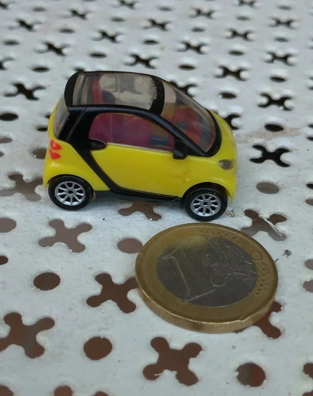 Smart fortwo coupé Car MPG TT089 Kinder Sorpresa