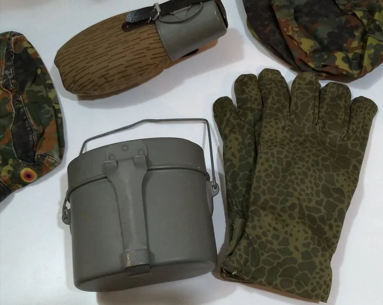 Lotto Militaria Germany Gloves Military Canteen Mess Kit