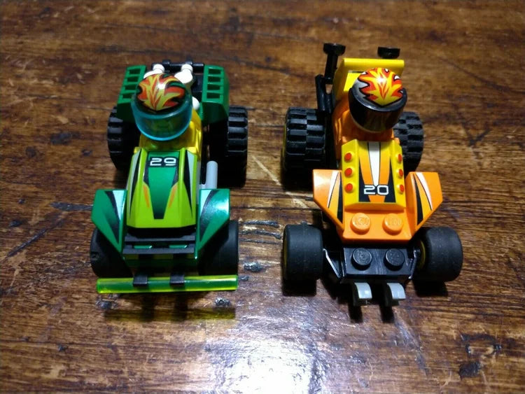 LEGO 4594 Maverick Sprinter & Hot Arrow Vintage 2002