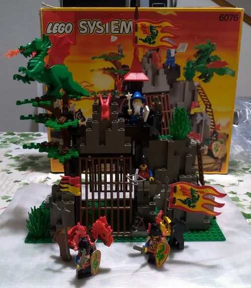 Lego 6076 Dark Dragon's Den 1993 BOX 100% Completo Poster Istruzioni Set Castle