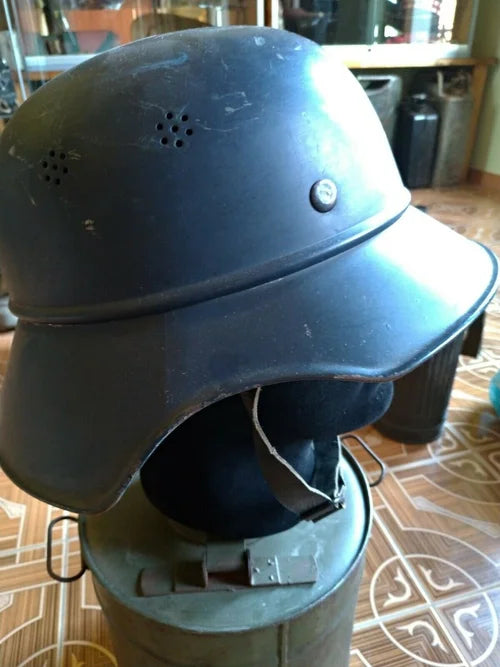 Elmetto Luftschutz Gladiator Tedesco Seconda Guerra Mondiale