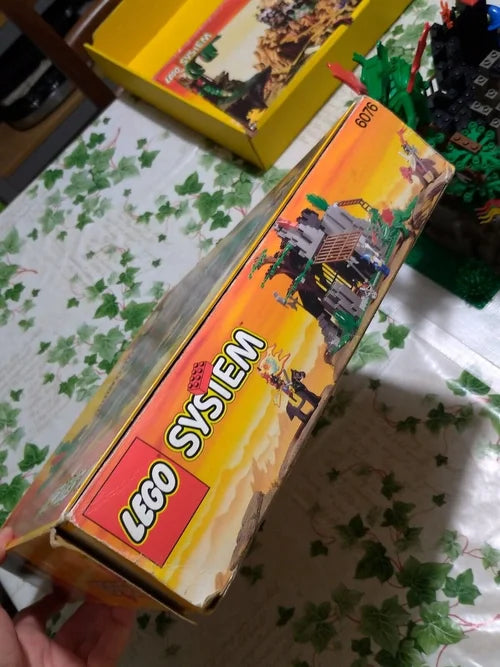 Lego 6076 Dark Dragon's Den 1993 BOX 100% Completo Poster Istruzioni Set Castle