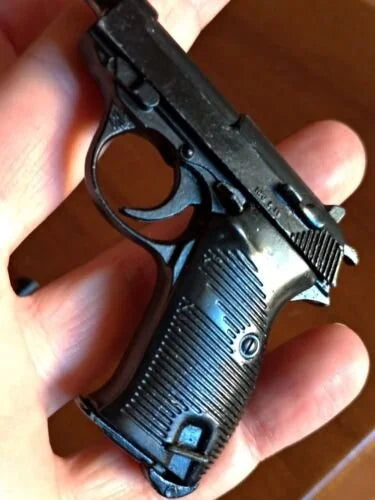 Walther P 38 UNIWERK Pistola SCALA 1:2,5