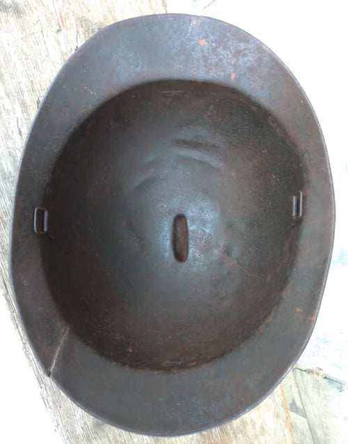 Elmetto Adrian 1916 riutilizzo Partigiano Brigate Garibaldi