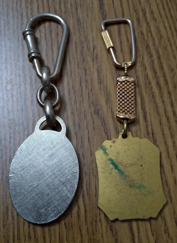 Portachiavi Vintage in Metallo Caccia e Pesca