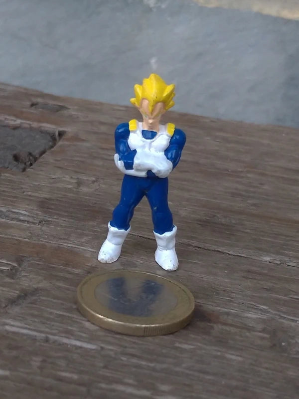 Vegeta Sayan Dragon Ball Z Sorpresine Dolci Preziosi