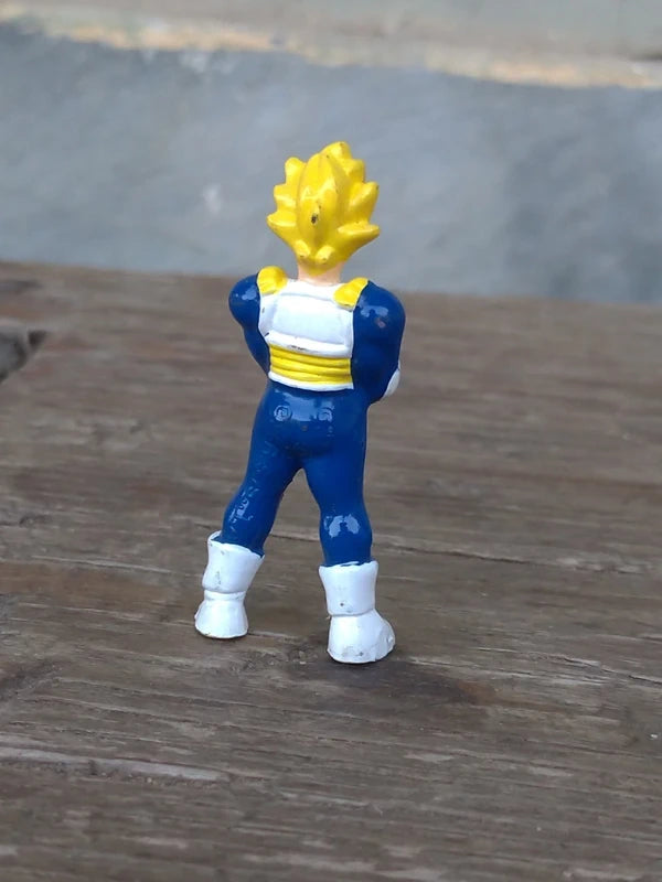 Vegeta Sayan Dragon Ball Z Sorpresine Dolci Preziosi
