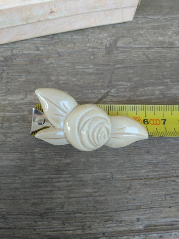 Spilla vintage Rosa in plastica