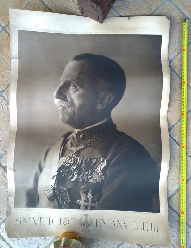 Vittorio Emanuele III di Savoia re d'Italia 1900-1946 Ritratto 69x70 Foto Stampa