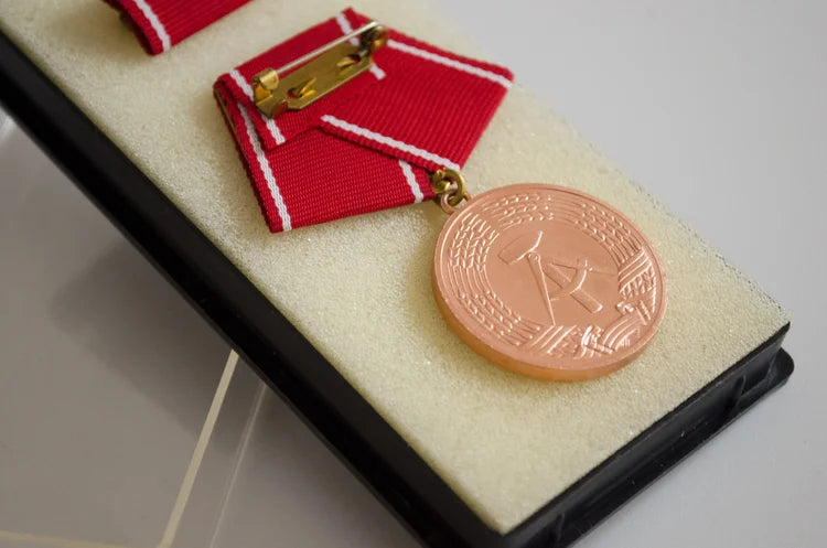 Medaglia Gruppi Combattimento Classe Operaia DDR