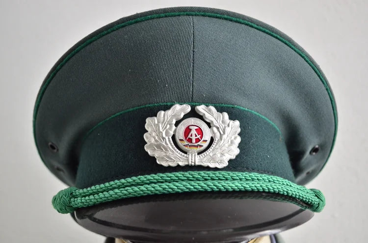 Completo Capitano Volkspolizei Germania Est