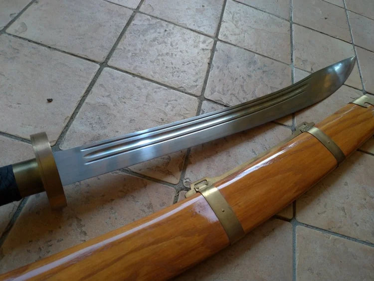 Hanwei Chinese Oxtail Dao Broadsword Sword