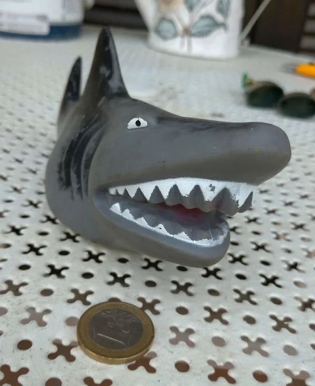 1990s Squalo in Gomma Figure Vintage