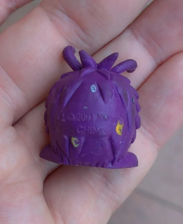 Pokemon Venonat Nintendo 2001 Vintage
