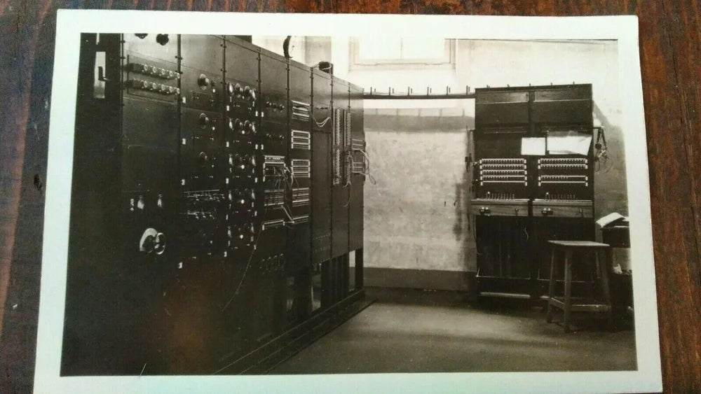 Foto Stanza Radio Radiotrasmittente Militare
