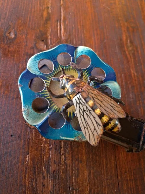 LITHO SPARK BEE Flower German Toy bee Vintage Giocattolo latta Carica