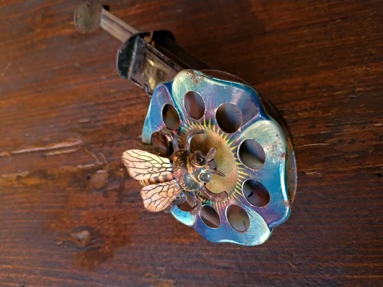 LITHO SPARK BEE Flower German Toy bee Vintage Giocattolo latta Carica