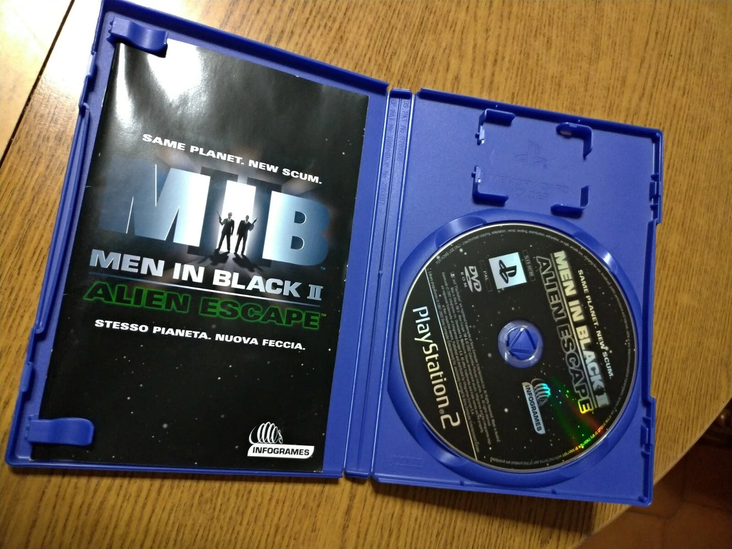 MIB MAN IN BLACK II ALIEN ESCAPE PS2 Playstation 2